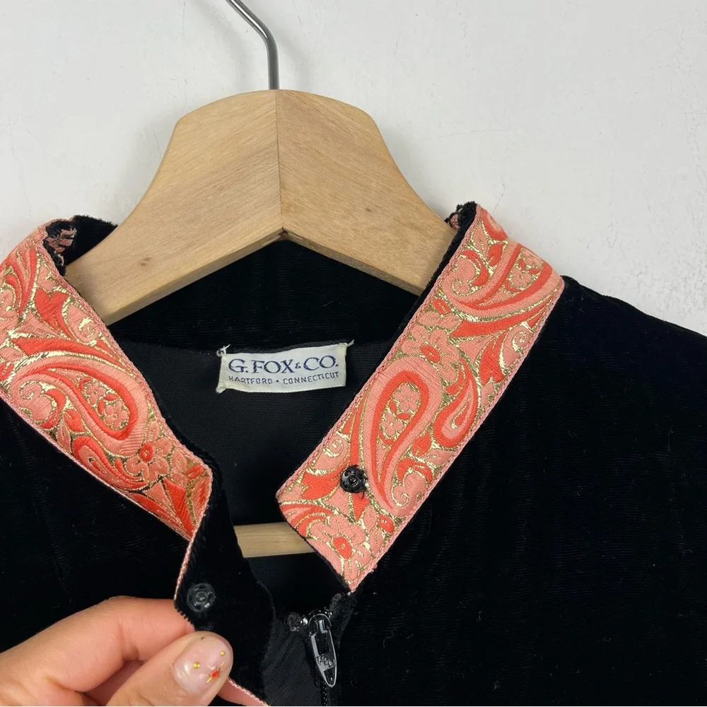 Vtg 60s G. Fox & CO‎ Lounge Wear Caftan Robe Black Orange Gold Velour Zip Sz S/M